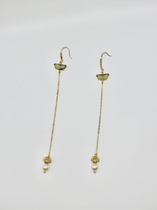 Vintage olive drop earrings
