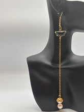 Load image into Gallery viewer, Vintage olive drop earrings